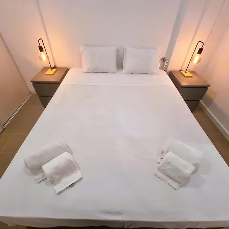 Relaxing 2 Bed Near Falesia Apartment *