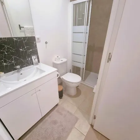 Relaxing 2 Bed Near Falesia Албуфейра